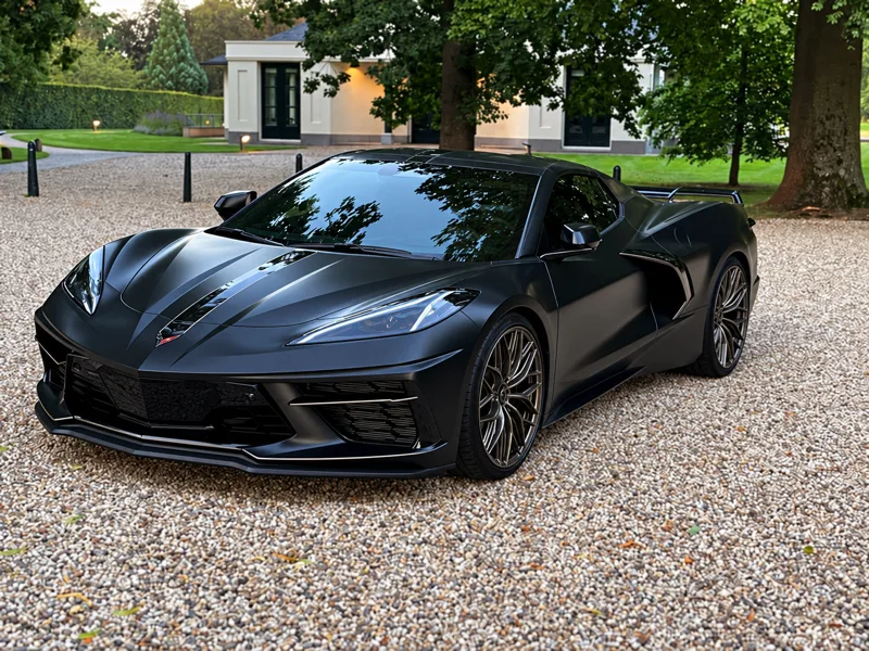 Corvette C8